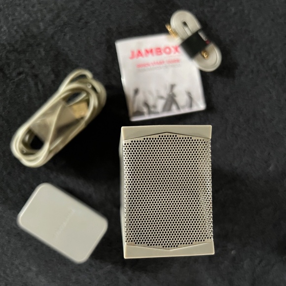 Jawbone Mini Jambox Bluetooth Portable Speaker System Gray Hex-tested & working - Picture 3 of 7